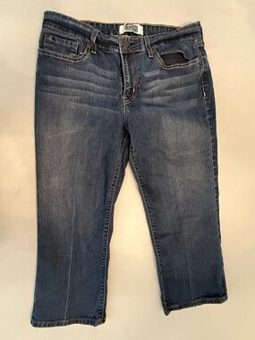Signature by Levi Strauss & Co Women's Stretch Capri Jeans Size 14